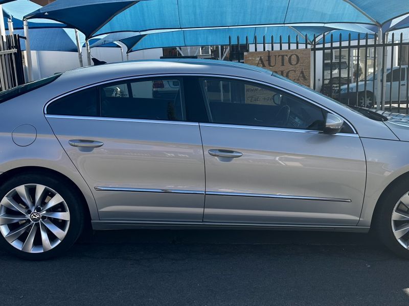 2011 Volkswagen CC 3.6 V6 BlueMotion photo