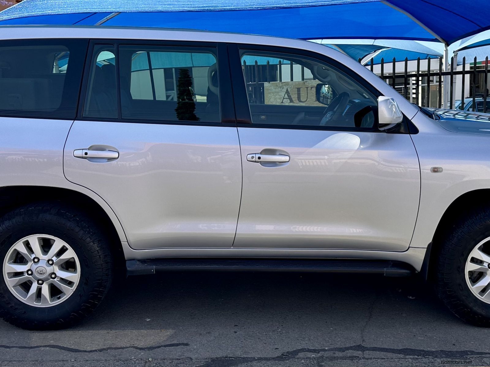 2009 Toyota Land Cruiser 4.5 V8 VX 200 Series A/T photo