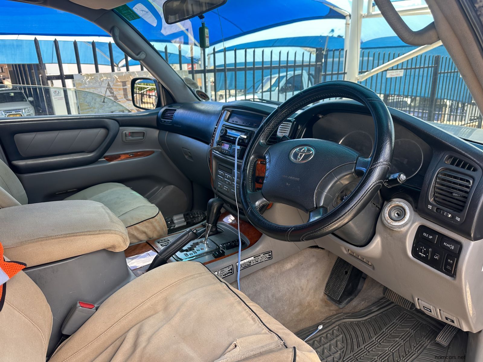 2004 Toyota Landcruiser 4.2 VX TDi Auto 100 Series 24 Valve photo