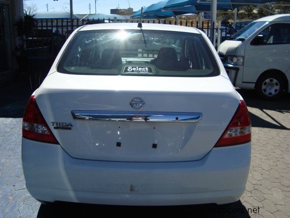 2007 Nissan Tiida photo