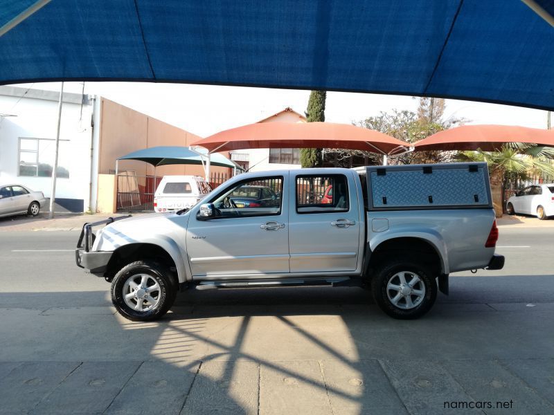 2008 Isuzu KB 360 LX 4x4 photo