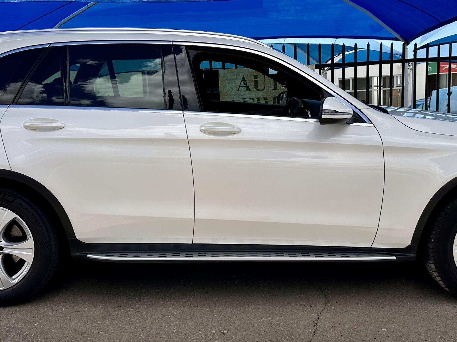 2018 Mercedes-Benz GLC 250 D Exclusive photo