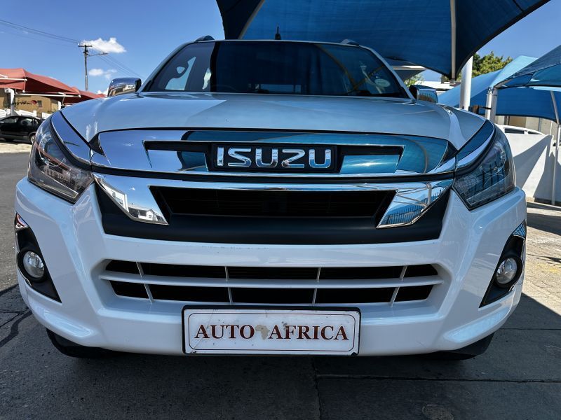 2021 Isuzu Isuzu 300 D-MAX LX D/C 4x4 photo