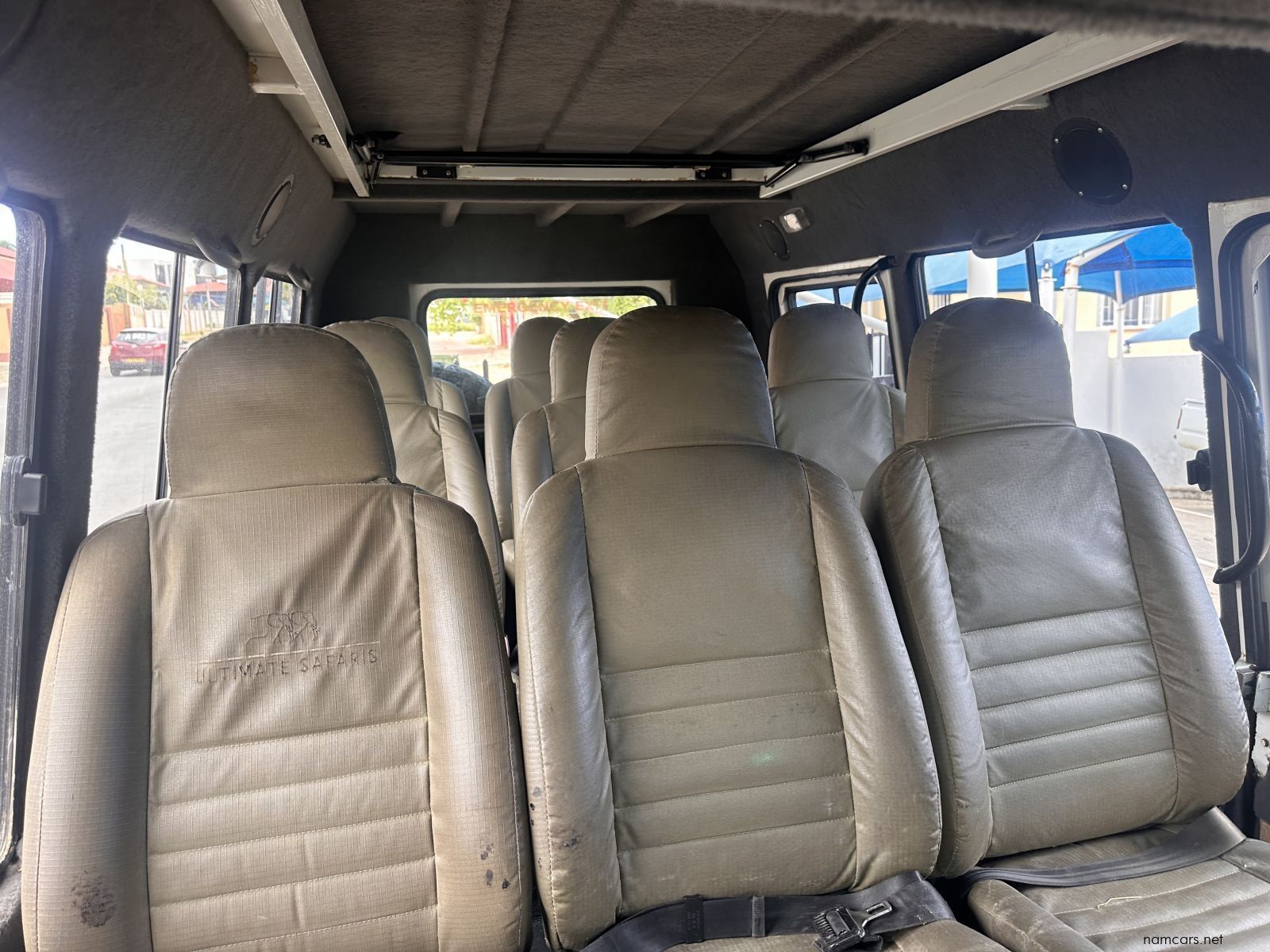 2011 Toyota Landcruiser 4.2 Diesel 11 Seater Conversion photo