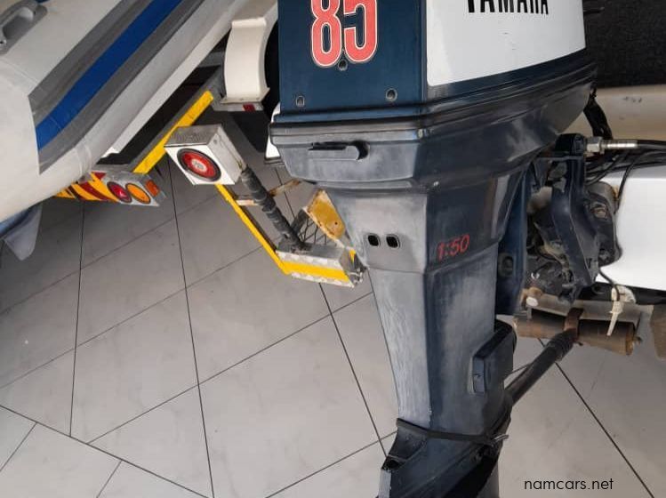 1994  Rebel 440 Bass Boat pictures