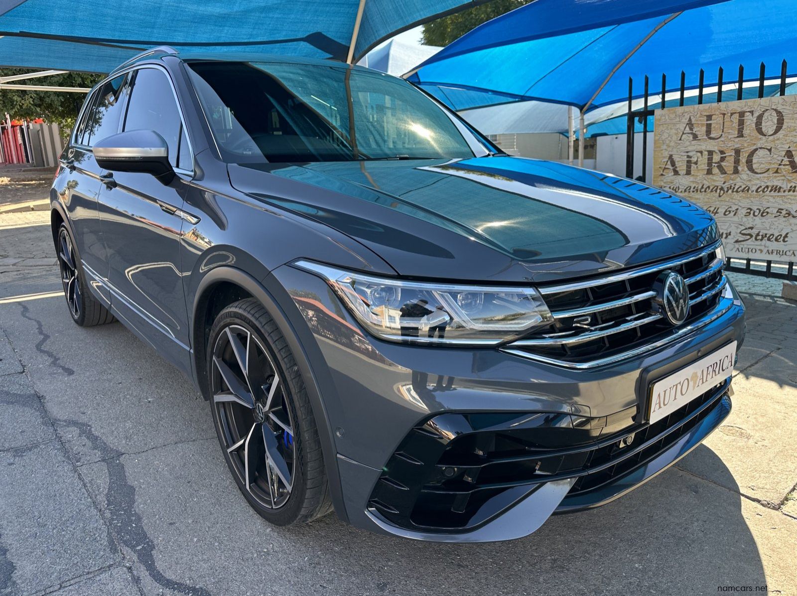 2023 Volkswagen Tiguan 2.0R TSi DSG 235 KW pictures
