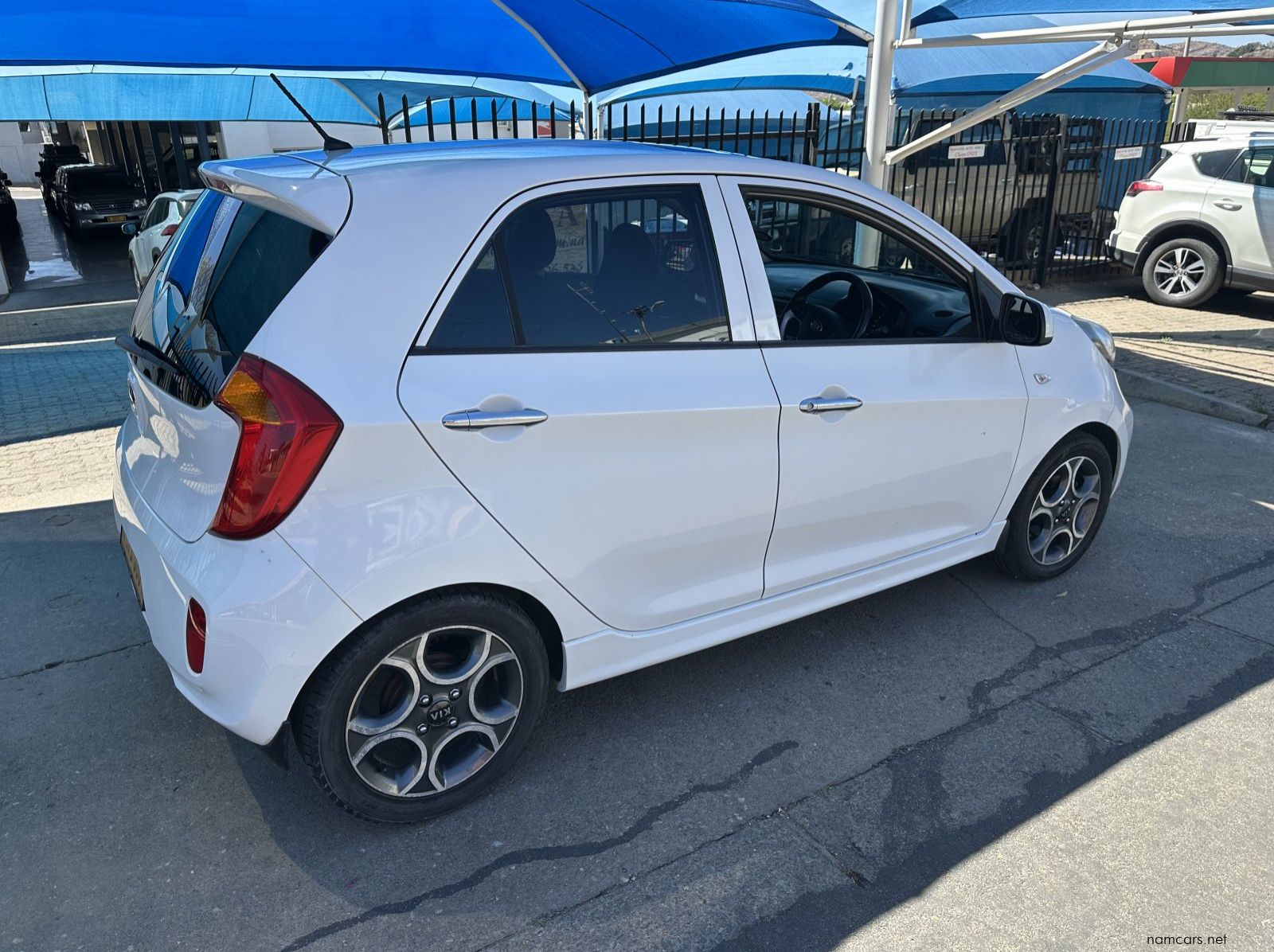 2014 Kia Picanto 1.2L EX pictures