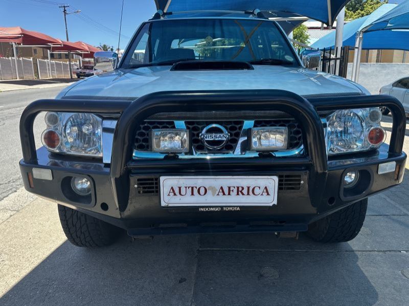 2016 Nissan NP 300 2.5 TDi Man pictures