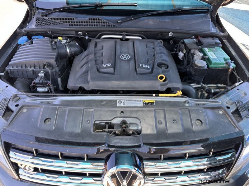 2017 Volkswagen Amarok 3.0 V6 TDi DSG 4Motion Hi-Line pictures
