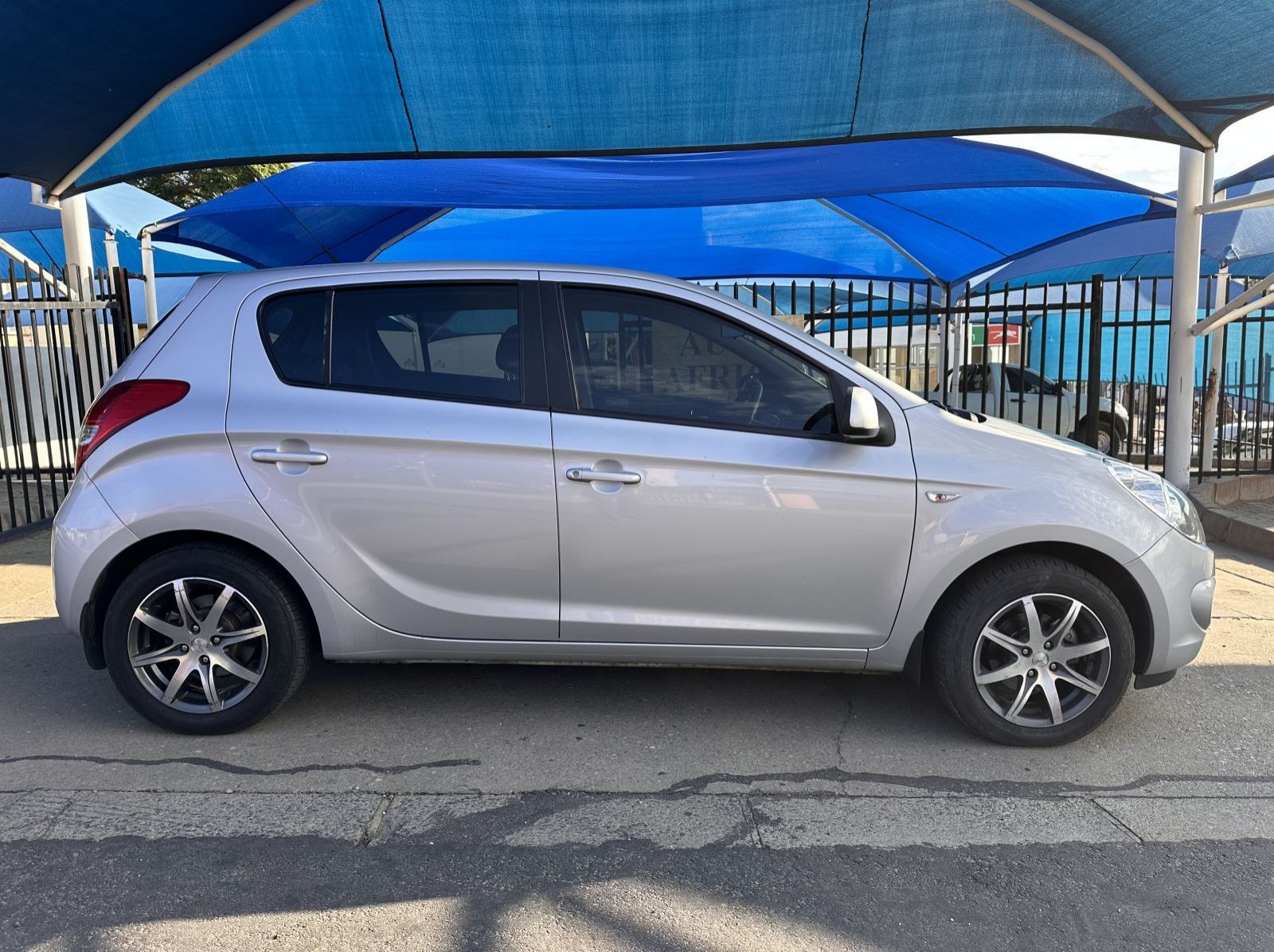 Used Hyundai i20 1.6 HB for sale in Windhoek, Namibia