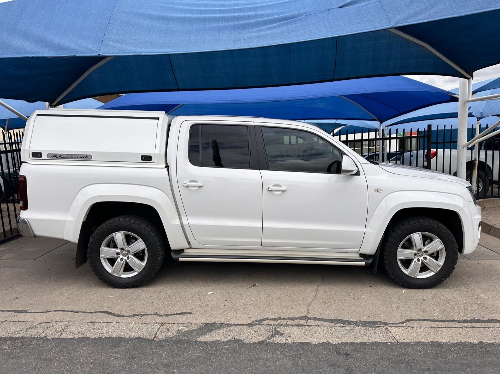 2020 Volkswagen Amarok 3.0 TDI V6 D/C 4 Motion pictures