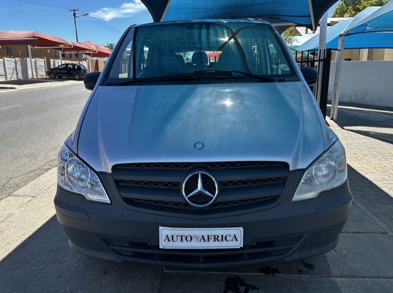 2012 Mercedes-Benz Vito Grew Bus pictures