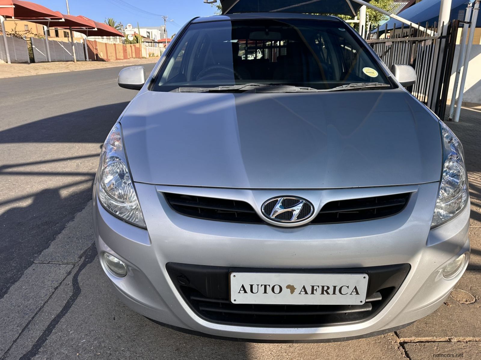 2011 Hyundai i20 1.6 HB pictures