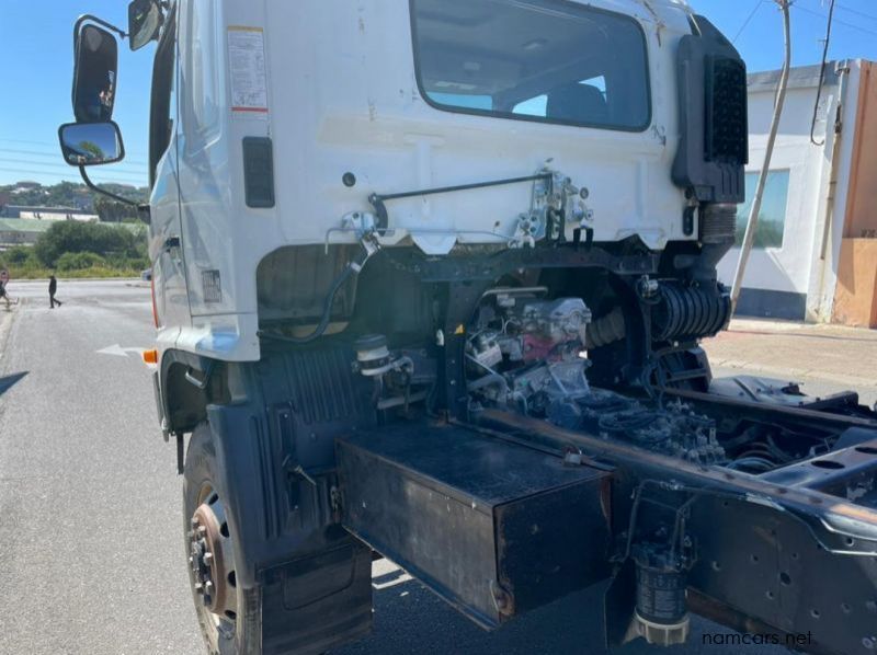 2011 Hino 500 6.7m Chassis Cab 1322 pictures