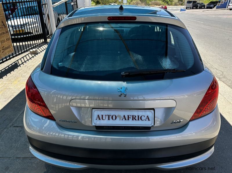 2009 Peugeot 207 1.4 XR pictures