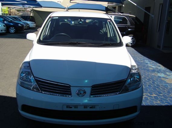 2007 Nissan Tiida pictures