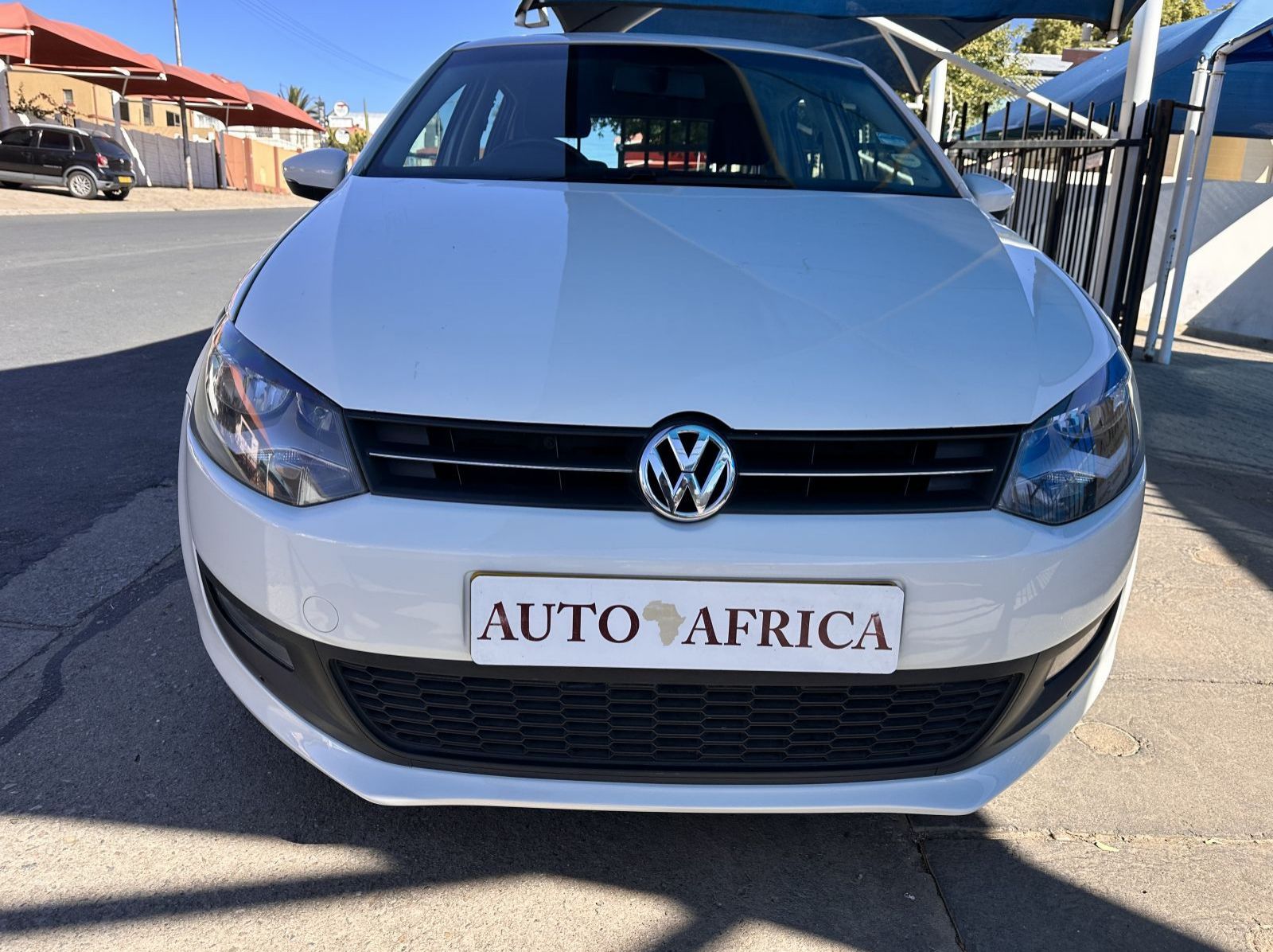 2010 Volkswagen POLO 1.6 HB pictures