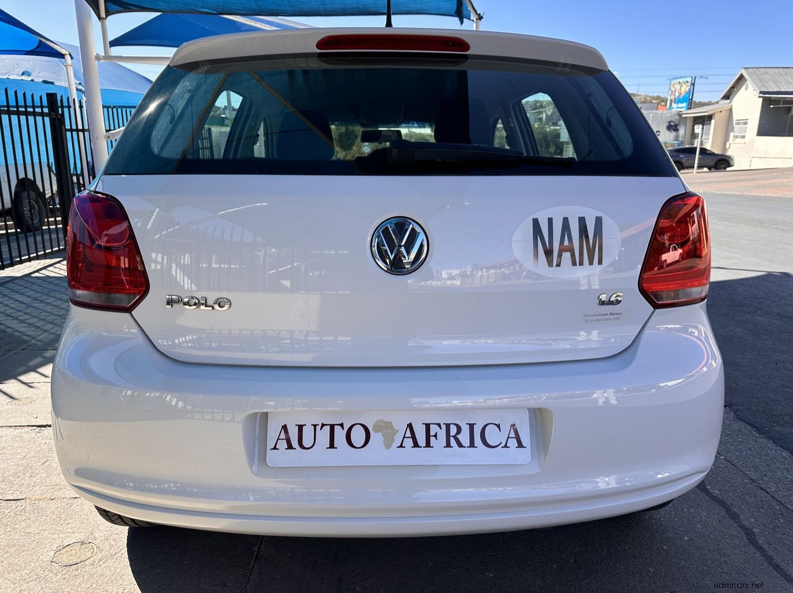 2010 Volkswagen POLO 1.6 HB pictures