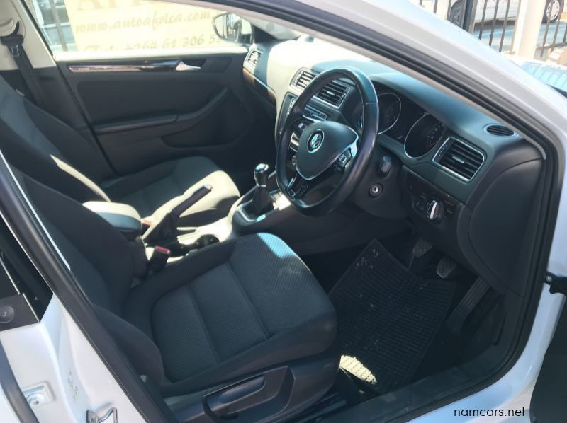 2016 Volkswagen Jetta 1.4 TSi Comfortline Bluemotion NO DEPOSIT pictures