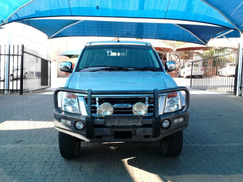 2008 Isuzu KB 360 LX 4x4 pictures