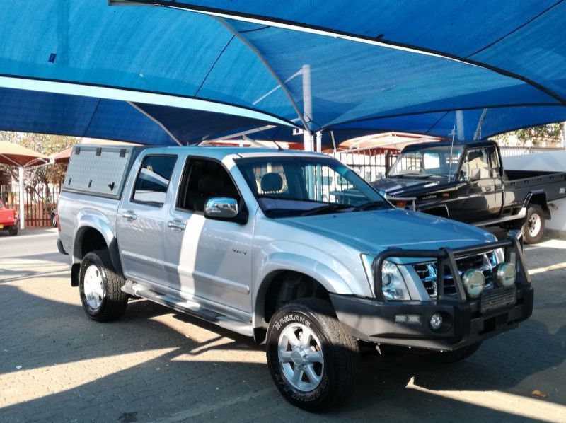 2008 Isuzu KB 360 LX 4x4 pictures