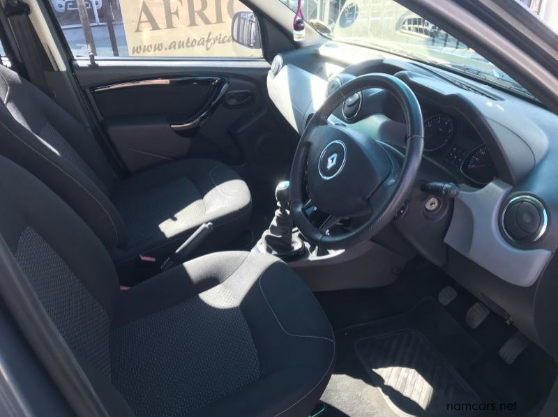 2014 Renault Duster 1.5 dCi pictures