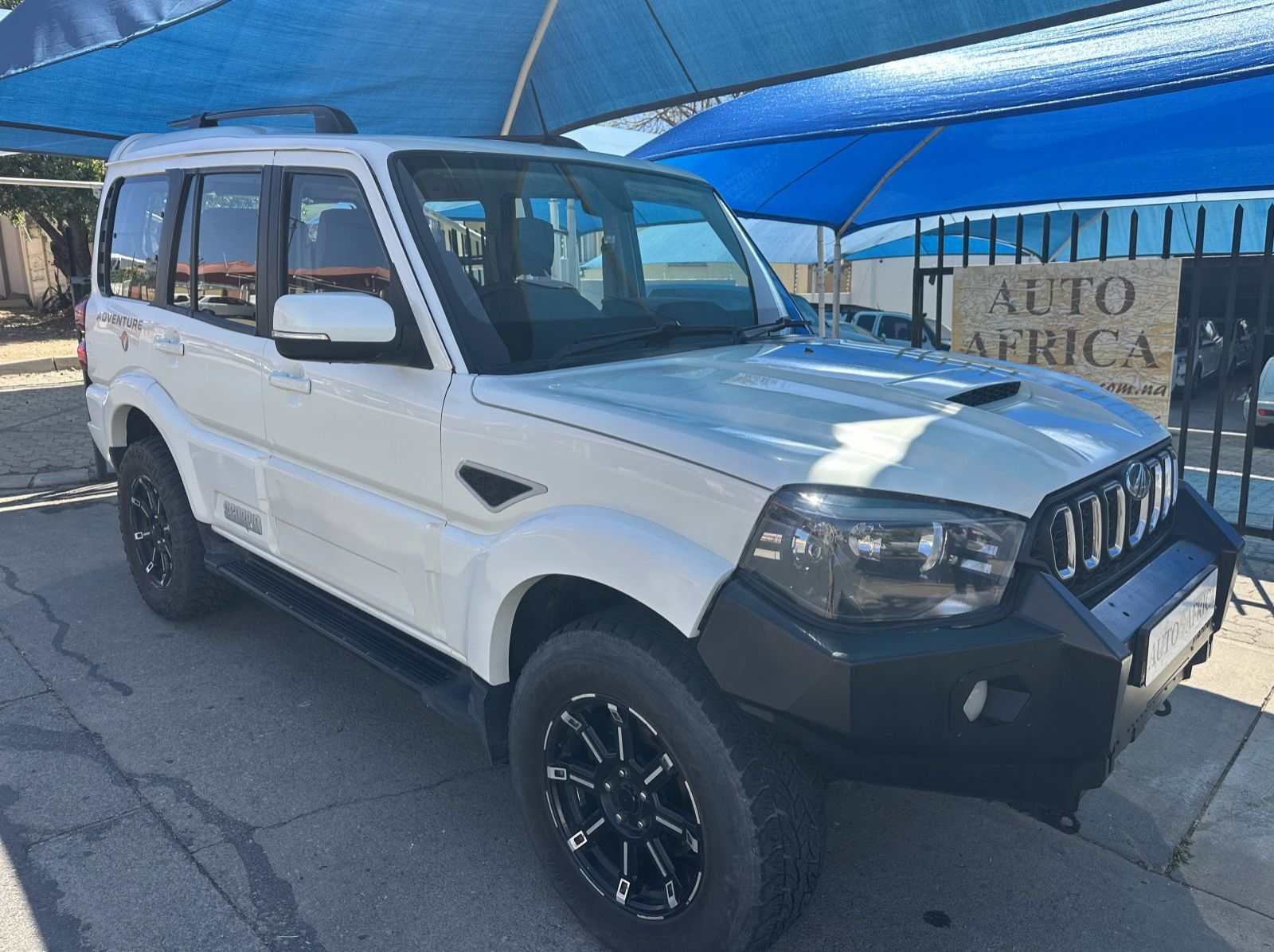 Used Mahindra Scorpio 2.2 TD 4x4 Adventure S11 8 Seater for sale in Windhoek, Namibia