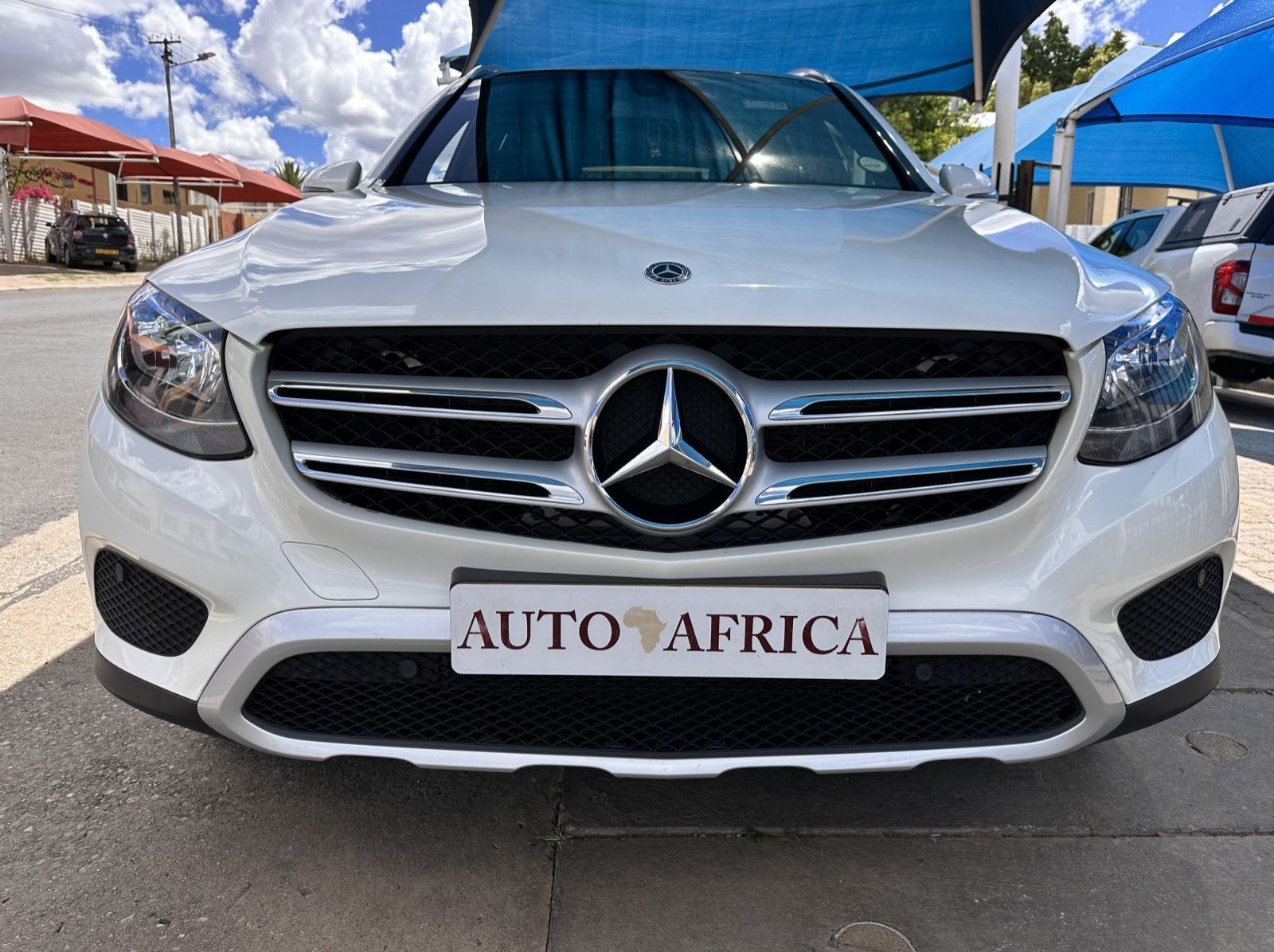 2018 Mercedes-Benz GLC 250 D Exclusive pictures