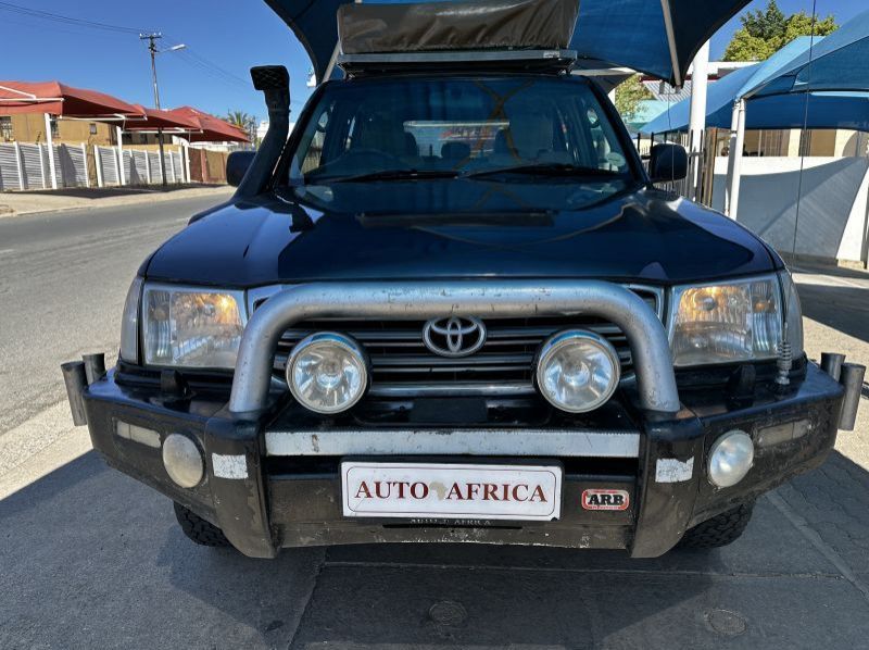 2004 Toyota Landcruiser 4.2 TDi 100 Series VX Auto SW pictures