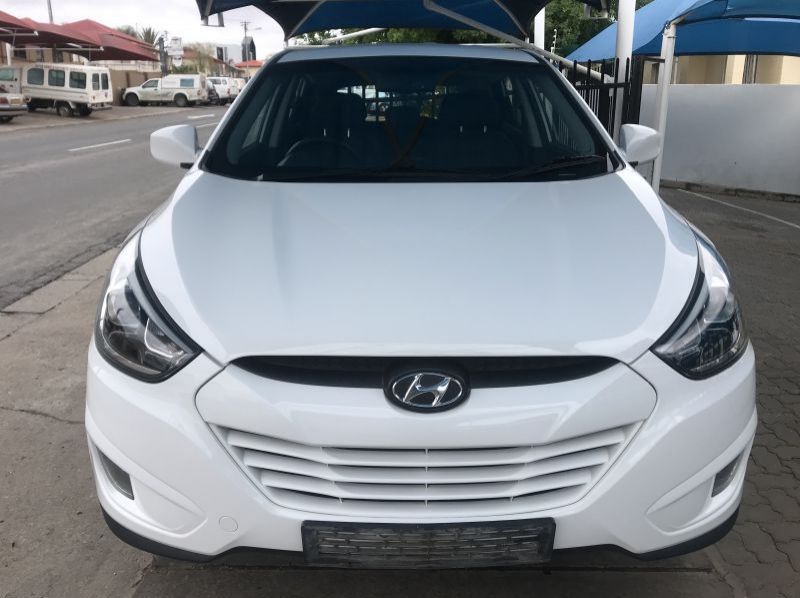 2015 Hyundai Hyundai IX35 2.0 Premium pictures