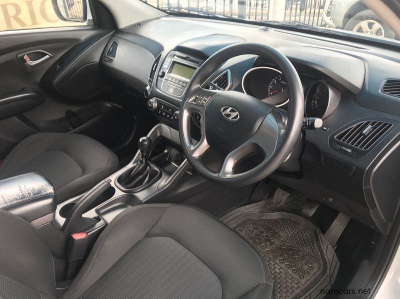 2015 Hyundai Hyundai IX35 2.0 Premium pictures