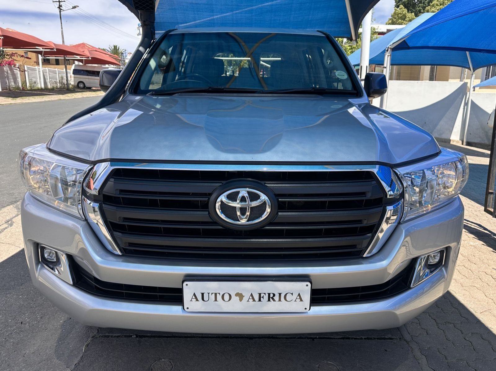 2016 Toyota Landcruiser 200 4.5 V8 Diesel 6AT GX pictures