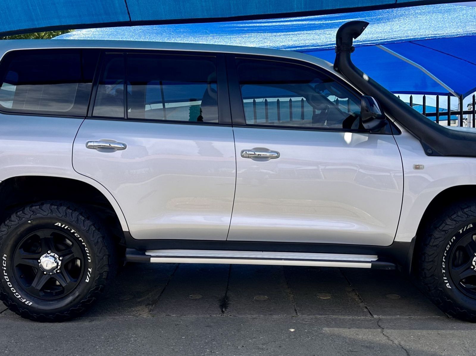 2016 Toyota Landcruiser 200 4.5 V8 Diesel 6AT GX pictures