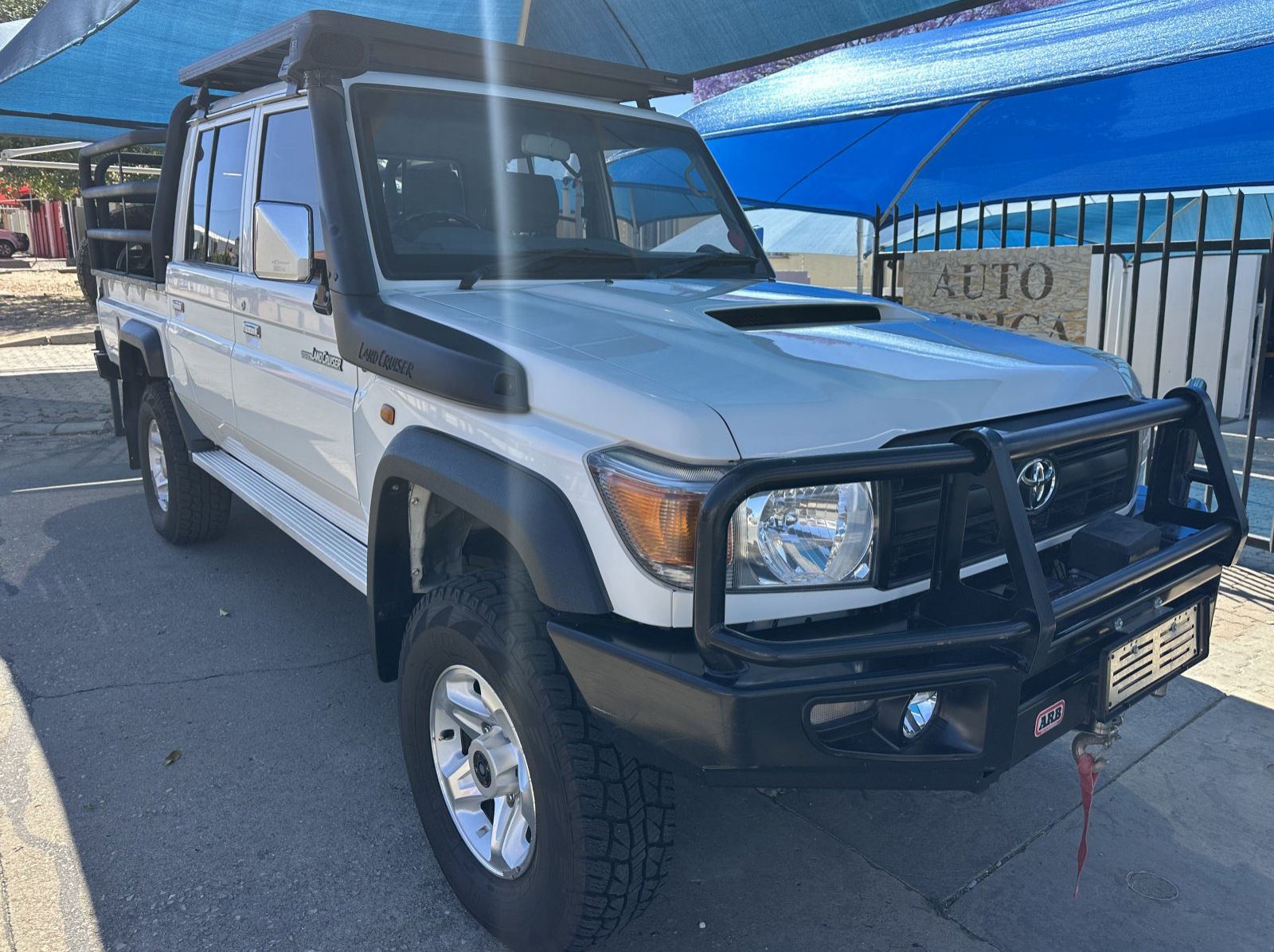 Used Toyota Landcruiser 4.5 V8 7Diesel D/C 4x4 Manual for sale in Windhoek, Namibia