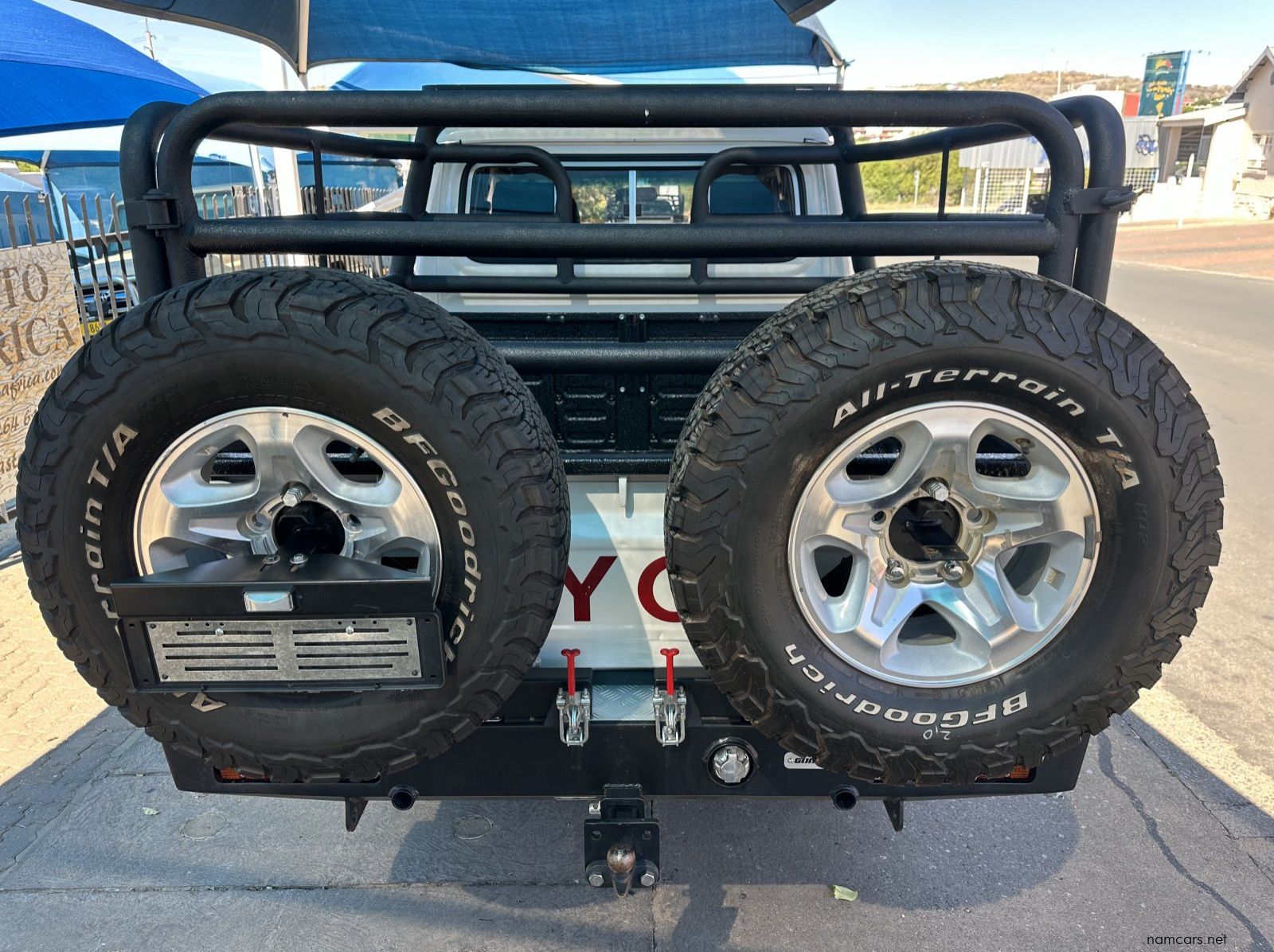 2020 Toyota Landcruiser 4.5 V8 7Diesel D/C 4x4 Manual pictures