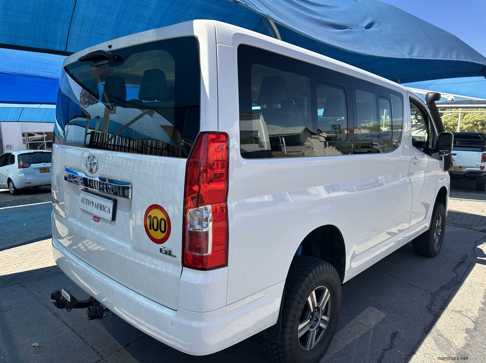 2025 Toyota Quantum 2.8 GL Manual 4x4 11 Seater pictures
