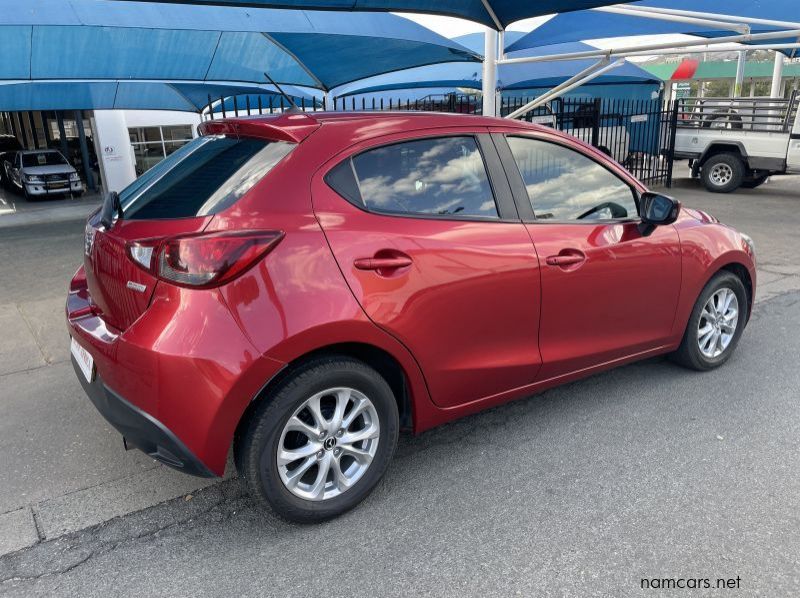 2017 Mazda Mazda 2 1.5 A\T pictures